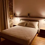 A Ca\' De Mananan Guesthouse